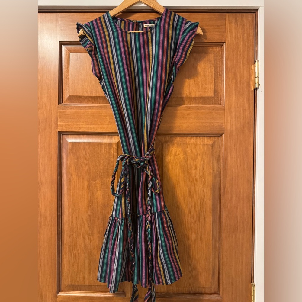 Marine Layer 
Size medium 
Brand new 
Multi color